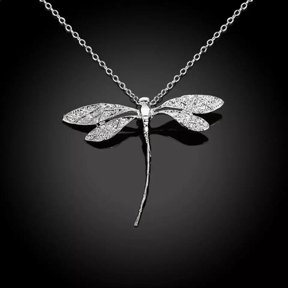 New Silver Plated Creative Dragonfly Necklace - Picture 2 of 6